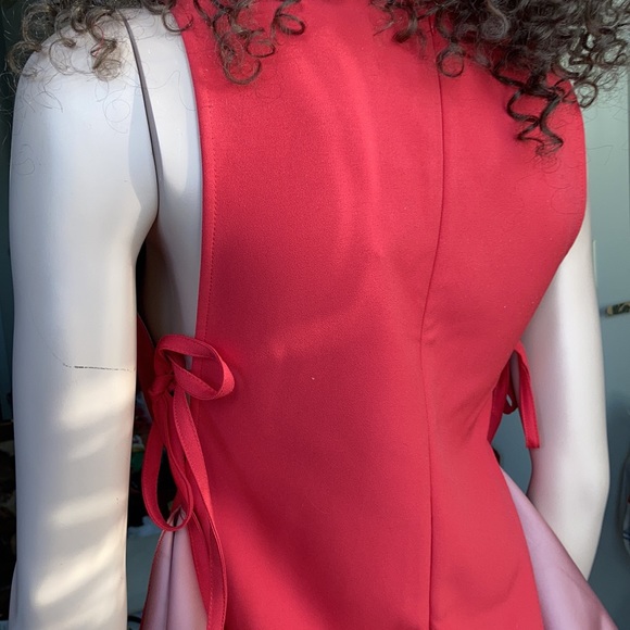 Ladies dress - Picture 2 of 5